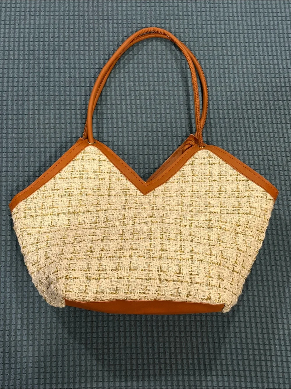 Women’s lightweight Tote